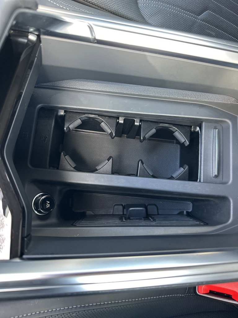 Used 2024 Audi Q8 e-tron Prestige image 51