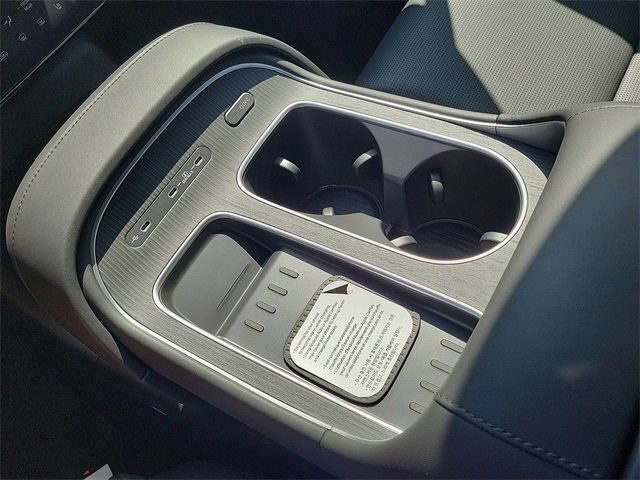 New 2026 Hyundai Palisade Calligraphy FWD image 13