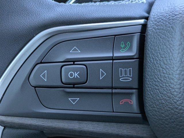 New 2025 Jeep Grand Cherokee Limited w/ Black Appearance Package image 22