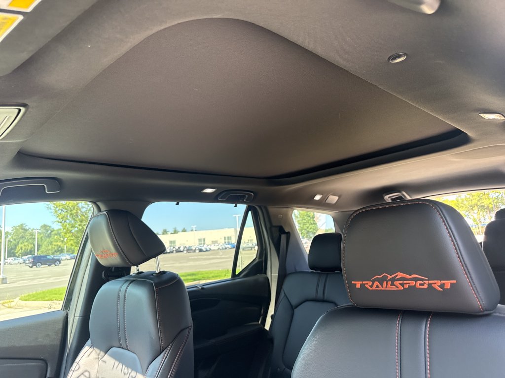 Certified 2025 Honda Pilot TrailSport image 31