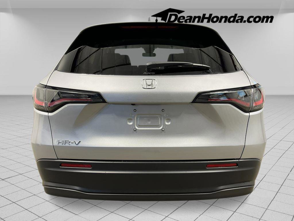 New 2027 Honda HR-V LX image 4