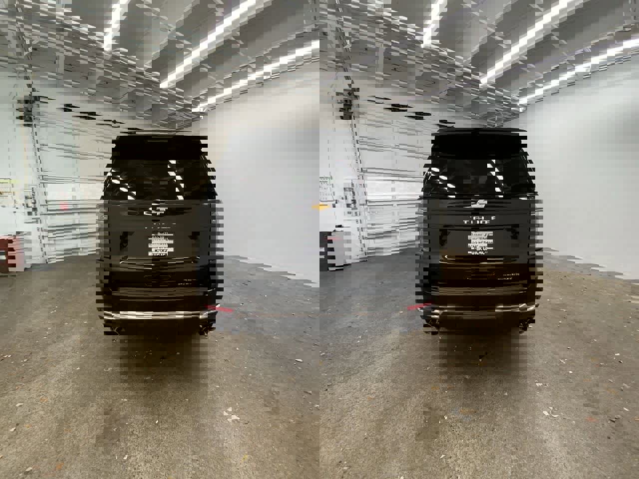 Used 2025 Chevrolet Tahoe Premier image 5