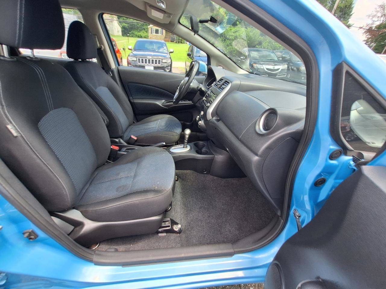 Used 2014 Nissan Versa Note SV w/ SL Package FWD image 32