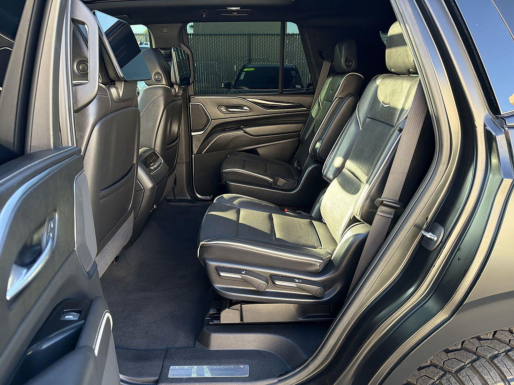 Used 2021 Cadillac Escalade Sport AWD/4WD image 25