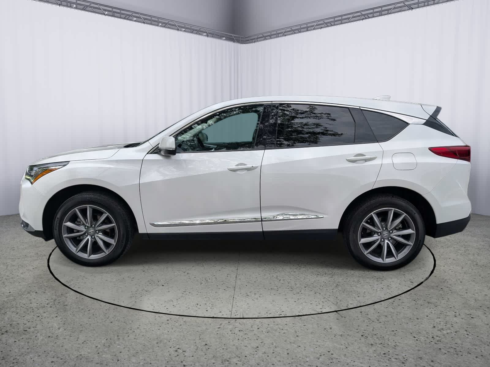 Used 2023 Acura RDX w/ Technology Package AWD/4WD image 6