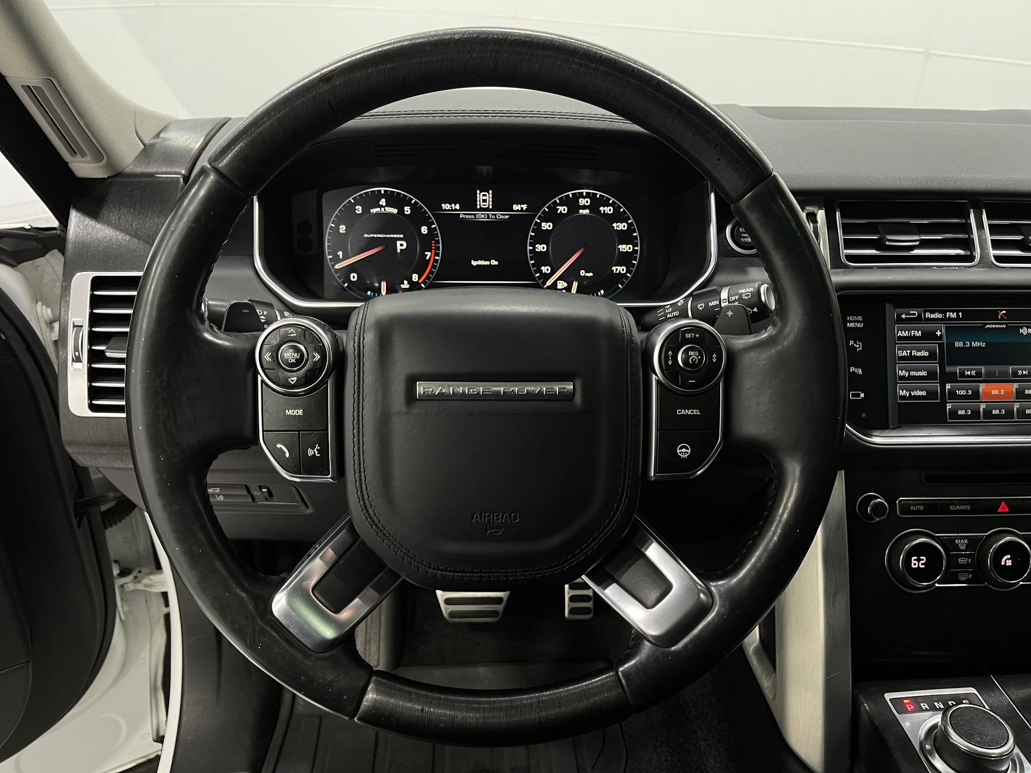 Used 2015 Land Rover Range Rover Supercharged AWD/4WD image 20