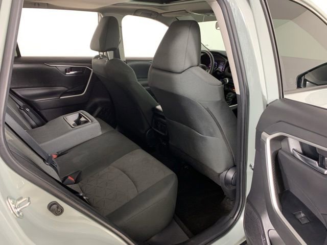 Used 2022 Toyota RAV4 XLE w/ Convenience Package AWD/4WD image 38