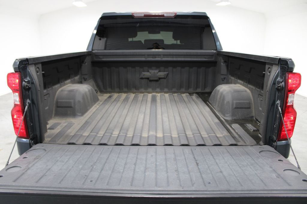 Used 2019 Chevrolet Silverado 1500 LT w/ All-Star Edition image 16