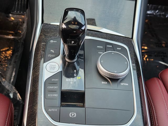 Used 2022 BMW 330i Sedan w/ Driving Assistance Package RWD image 17