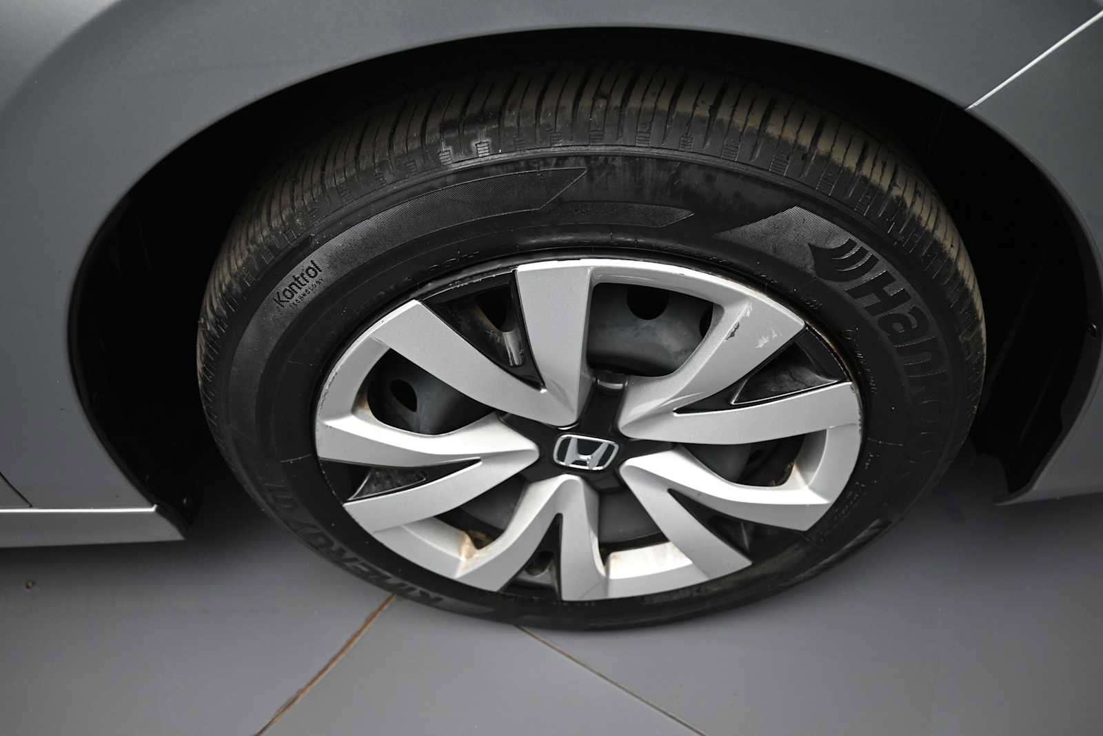 Used 2024 Honda Civic LX image 13