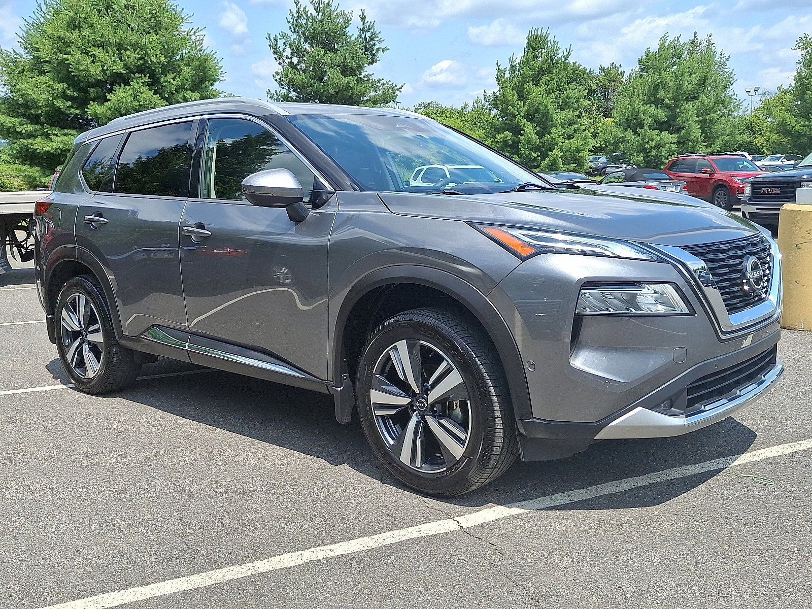 Used 2022 Nissan Rogue Platinum