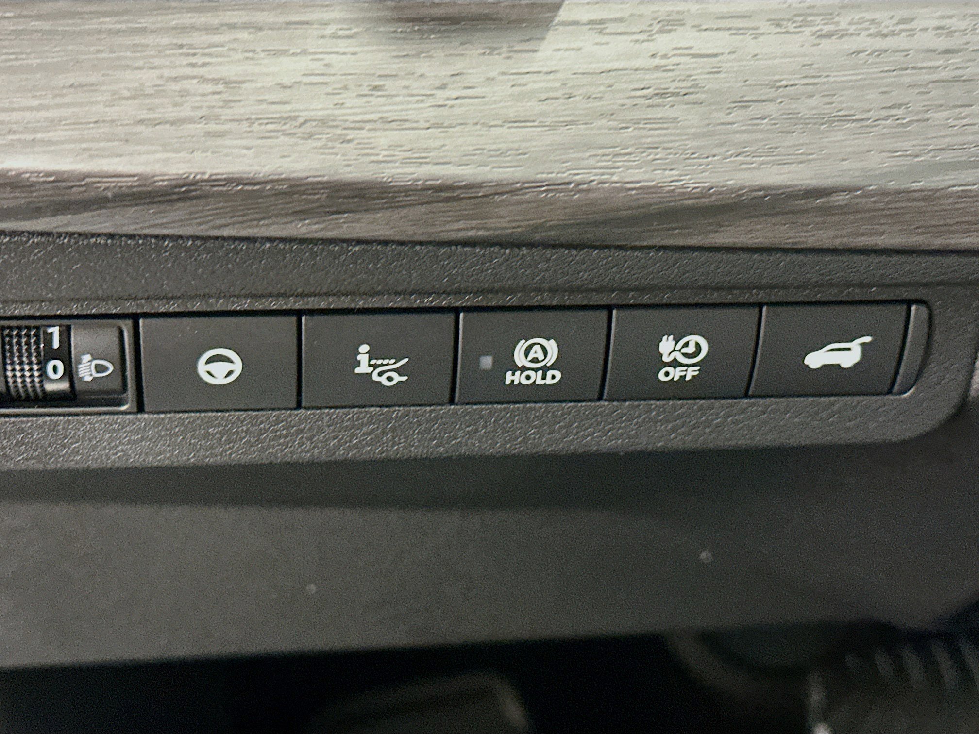 Used 2023 Nissan Ariya AWD image 17