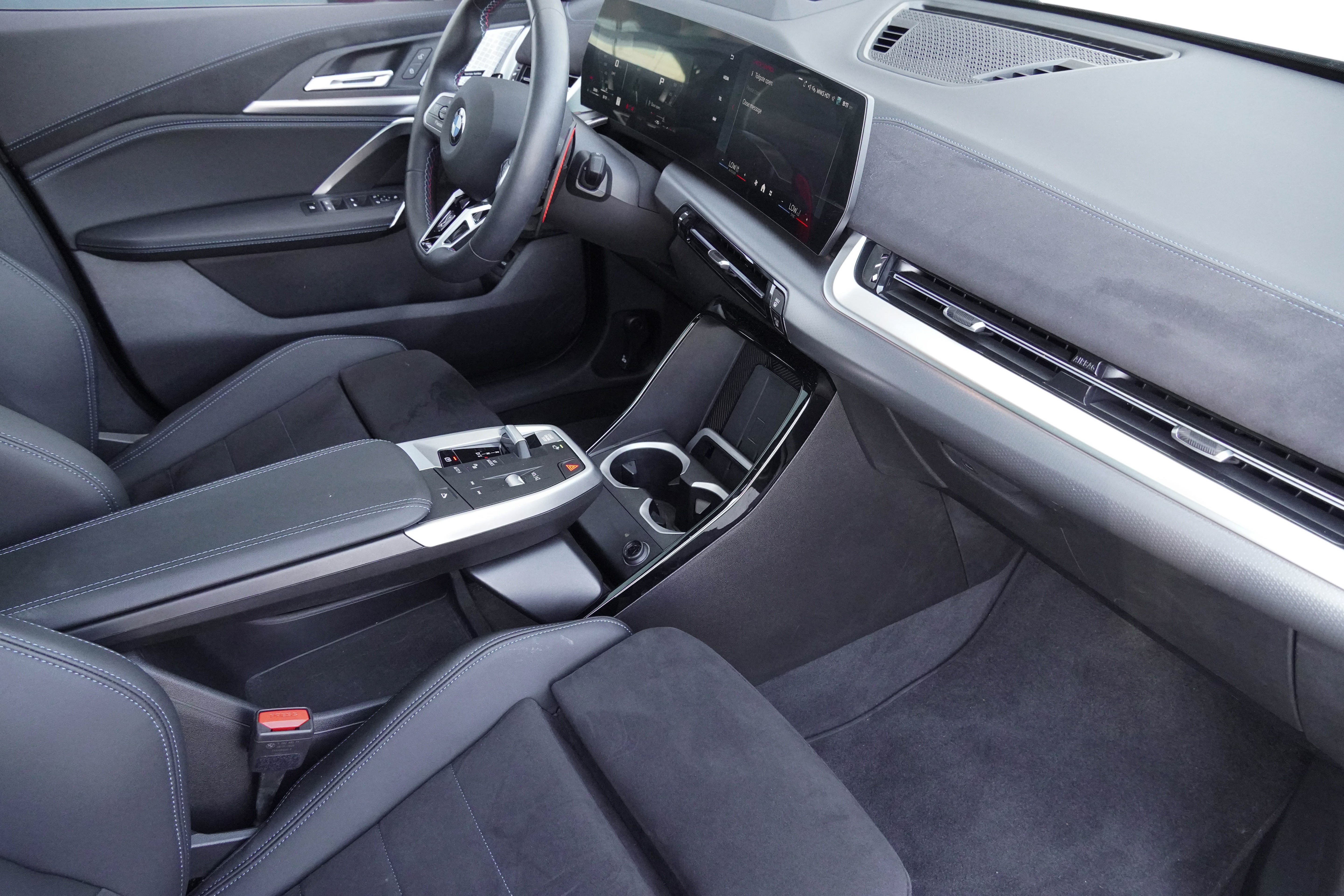 Used 2025 BMW X2 M35i w/ Premium Package AWD/4WD image 10