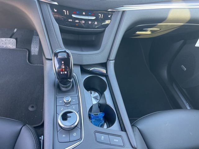 New 2026 Cadillac XT5 Luxury w/ LPO, Floor Liner Package AWD/4WD image 29