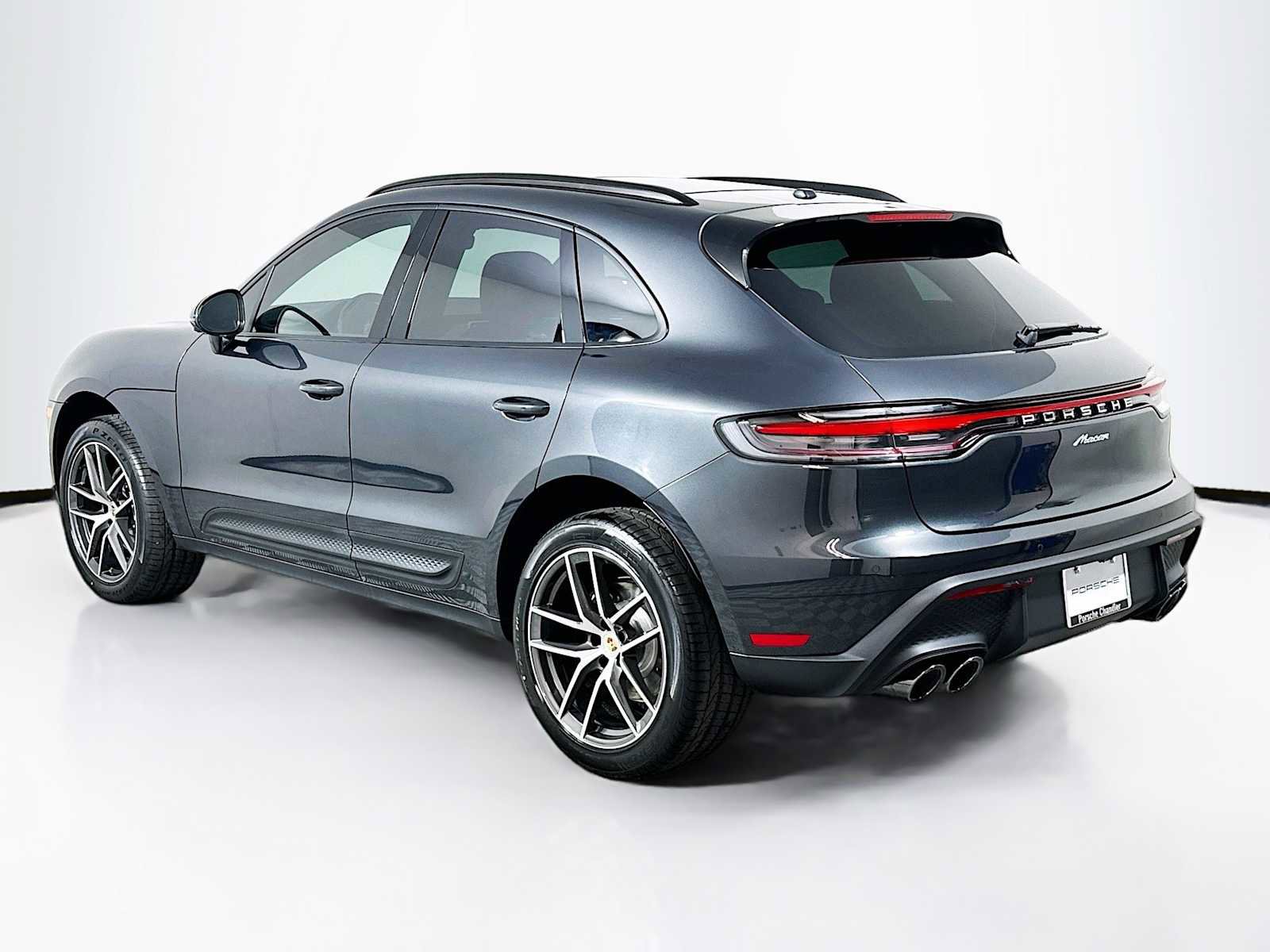 New 2026 Porsche Macan AWD/4WD image 3