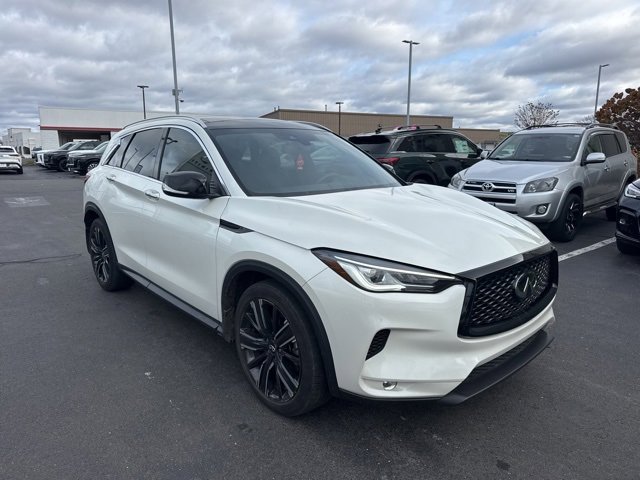 Certified 2022 INFINITI QX50 Luxe w/ Appearance Package image 3