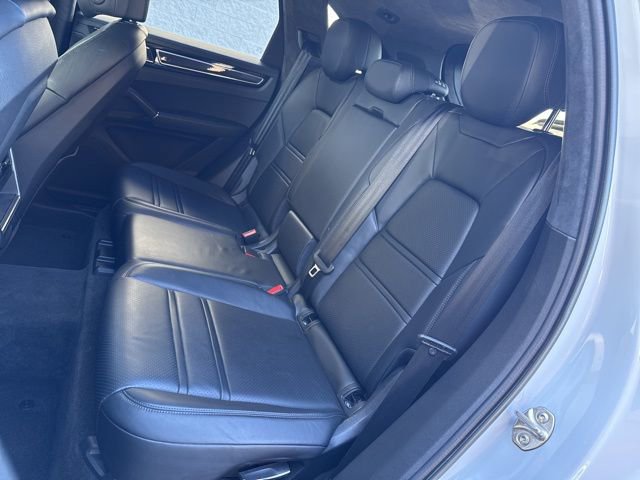 Used 2021 Porsche Cayenne GTS image 14