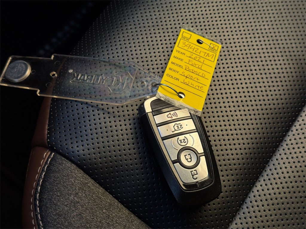 Used 2021 Ford Bronco Sport Outer Banks w/ Outer Banks Package (96D) image 36