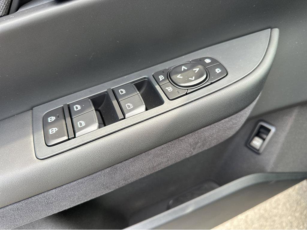 Used 2023 Fisker Ocean Ultra image 34