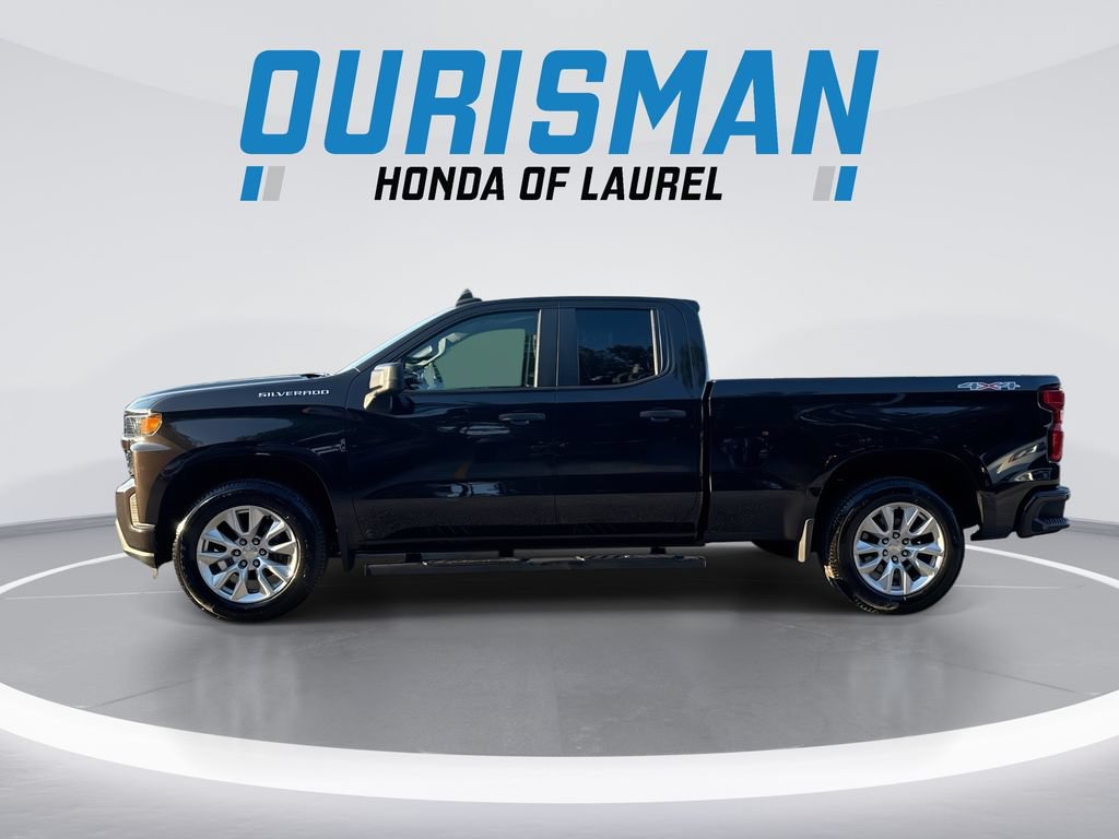 Used 2019 Chevrolet Silverado 1500 Custom w/ Custom Value Package AWD/4WD image 5