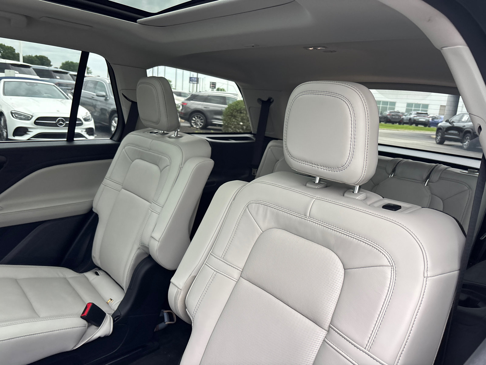 New 2026 Lincoln Aviator Reserve AWD/4WD image 26