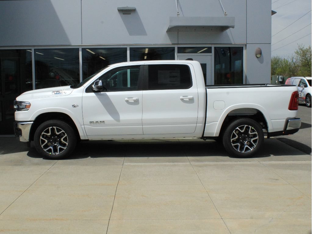 New 2026 RAM 1500 Laramie AWD/4WD image 5