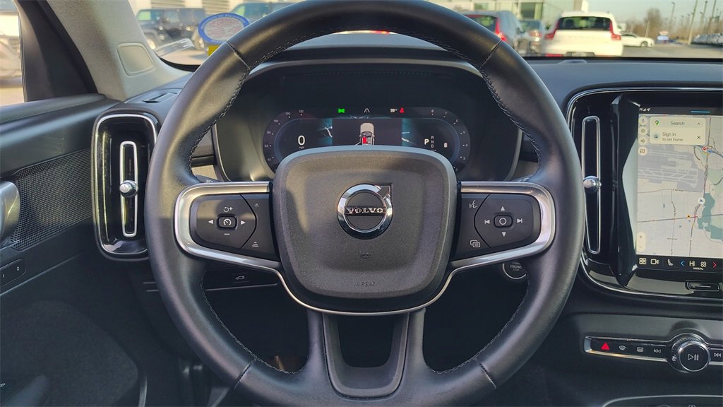 Certified 2025 Volvo XC40 B5 Plus image 12