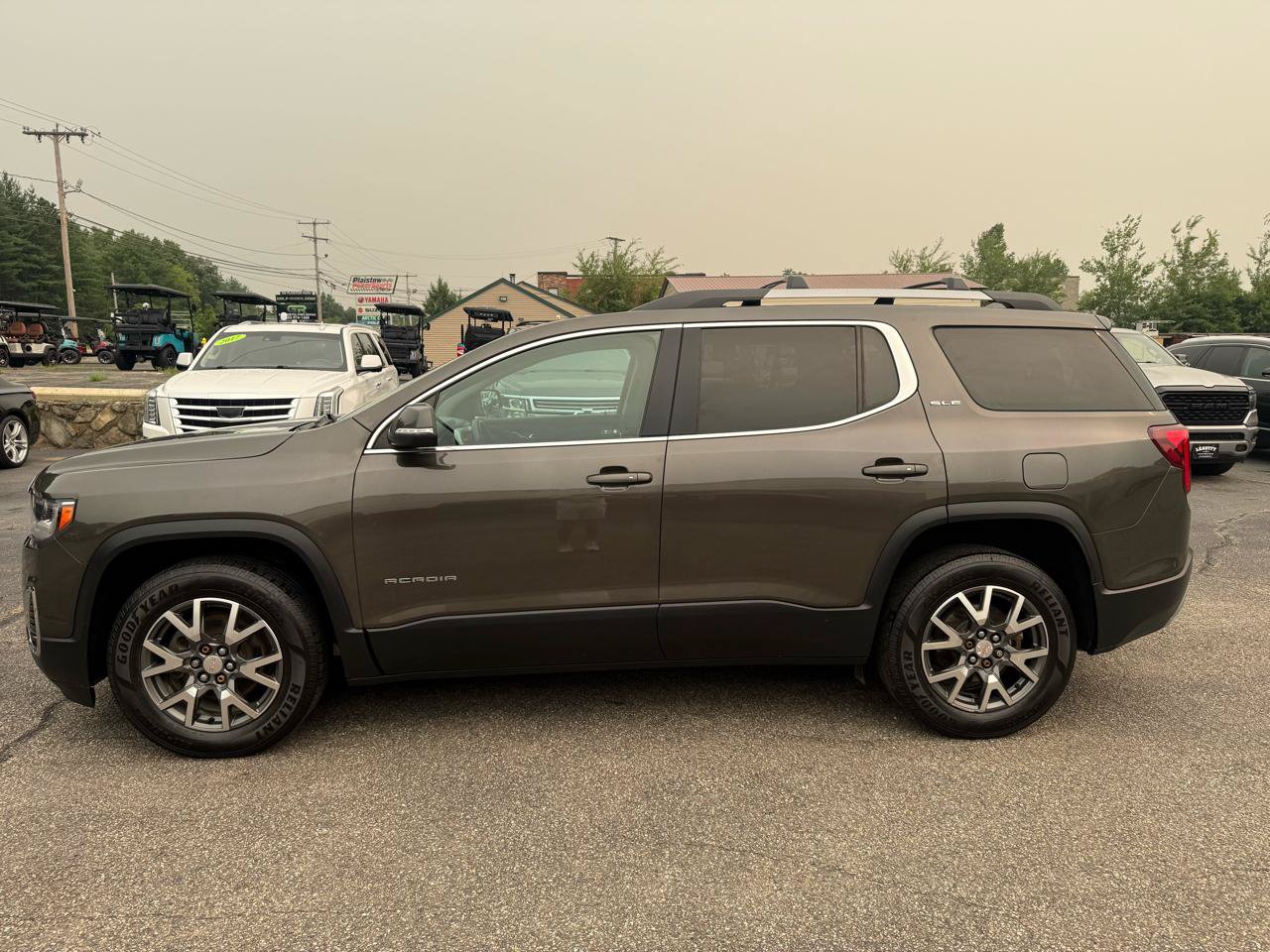 Used 2020 GMC Acadia SLE w/ Driver Convenience Package AWD/4WD image 6