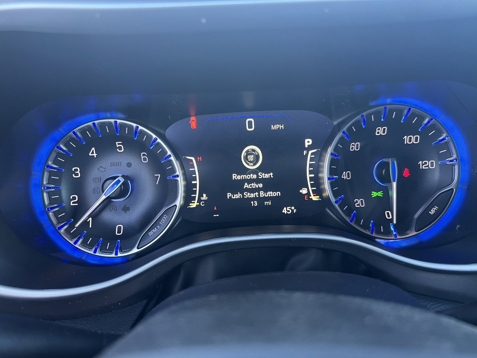 New 2026 Chrysler Pacifica Select w/ S Appearance Package image 19