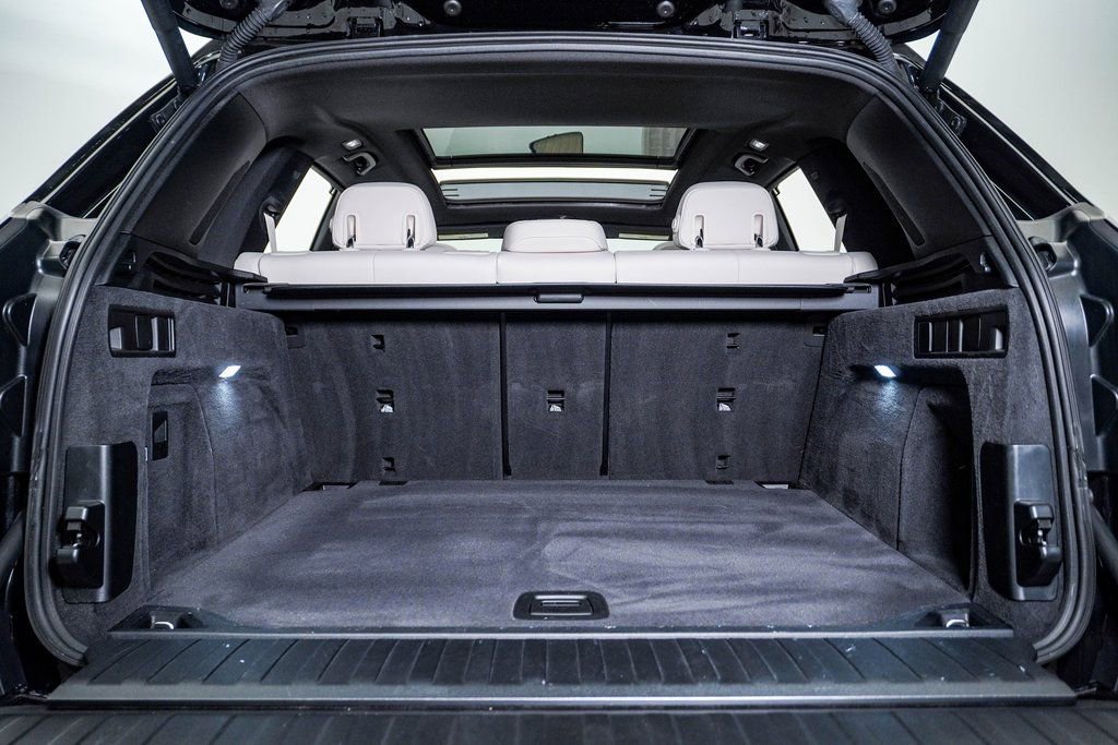 Used 2020 BMW X5 M50i w/ Executive Package image 27