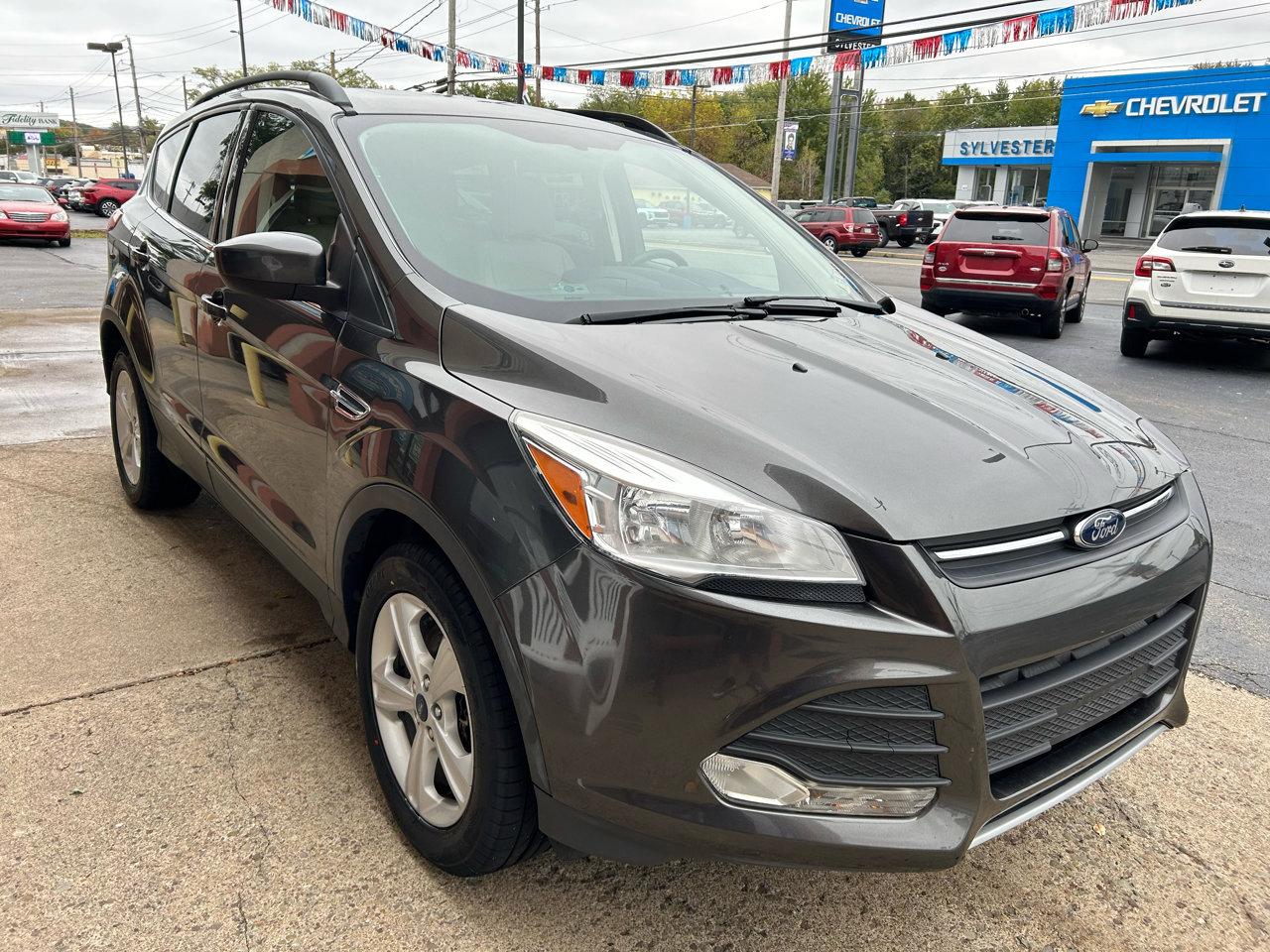 Used 2015 Ford Escape SE w/ Equipment Group 201A image 8
