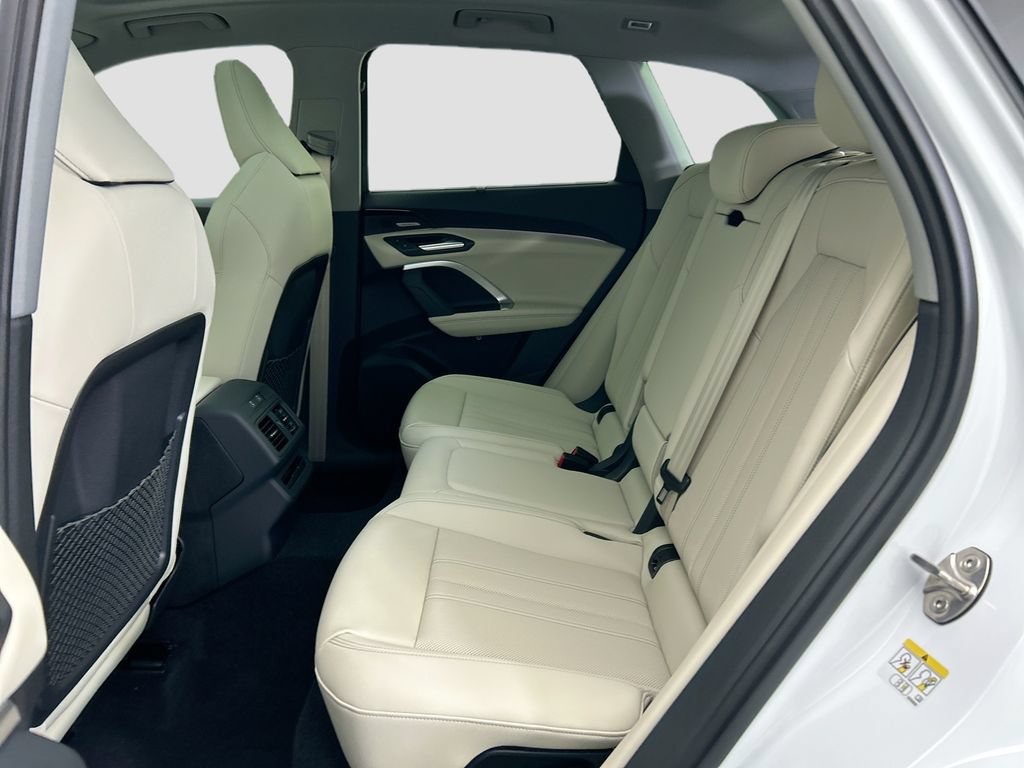 Certified 2025 Audi Q5 Premium w/ Premium Plus AWD/4WD image 21