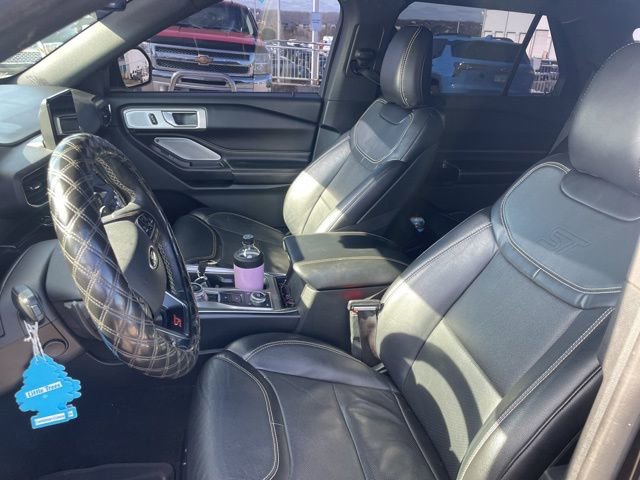 Used 2020 Ford Explorer ST w/ ST Street Pack image 8