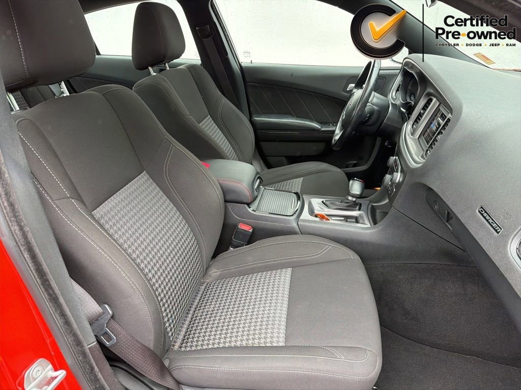 Certified 2022 Dodge Charger SXT w/ Blacktop Package RWD image 27