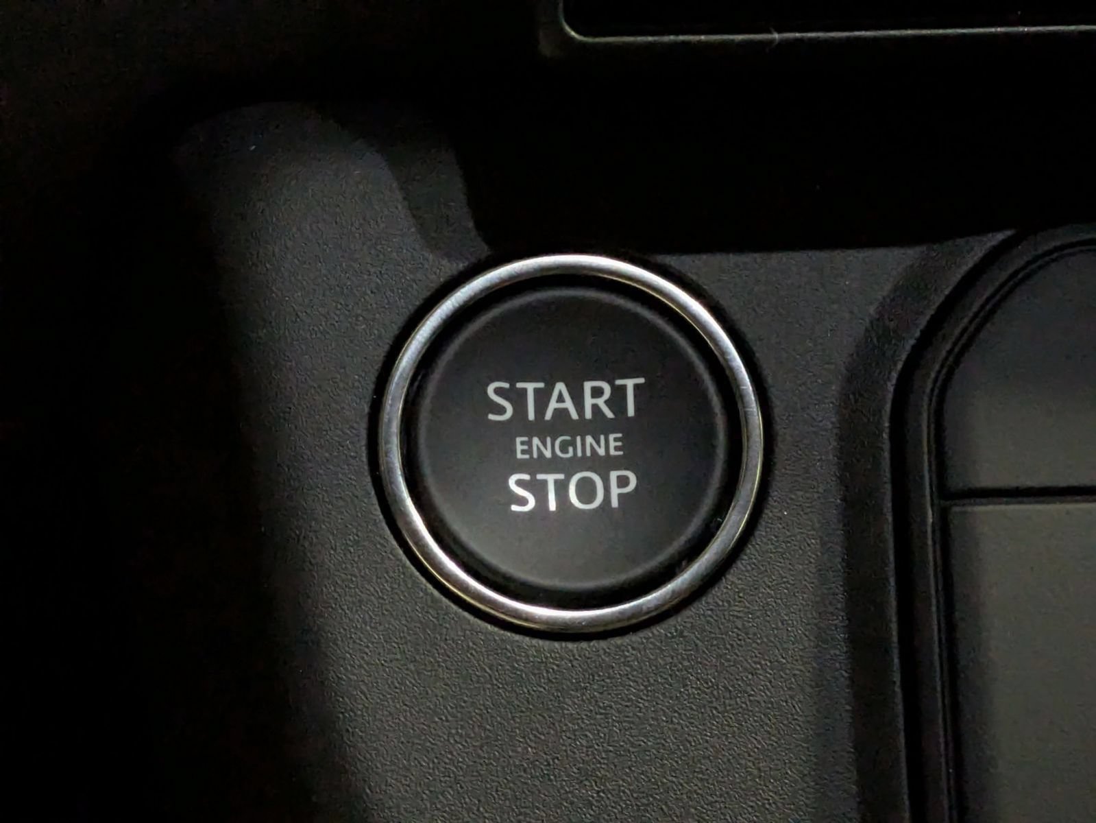New 2026 Land Rover Defender 110 X-Dynamic SE AWD/4WD image 23