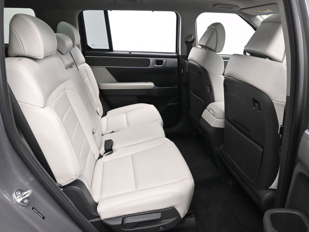 Used 2024 Hyundai Santa Fe Limited FWD image 22