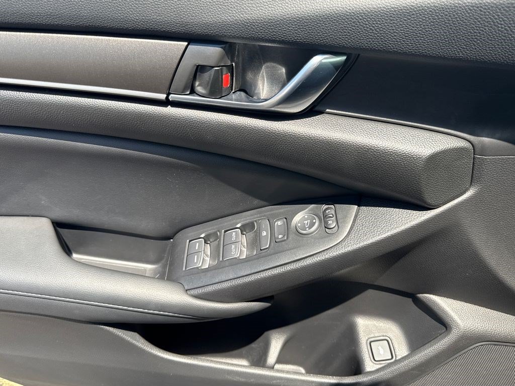 Certified 2021 Honda Accord LX image 20
