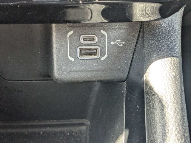 Used 2023 Jeep Compass Limited AWD/4WD image 23