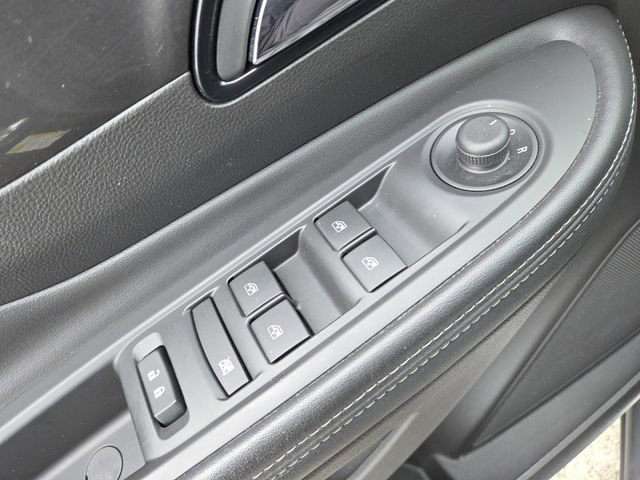 Used 2021 Buick Encore Preferred w/ Safety Package image 6