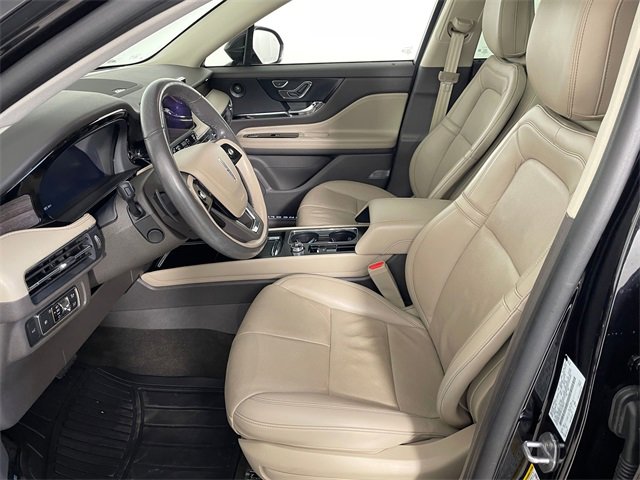 Used 2020 Lincoln Corsair Reserve w/ Equipment Group 201A image 2