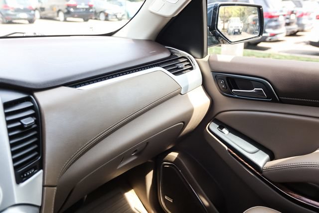 Used 2019 GMC Yukon SLT w/ Open Road Package AWD/4WD image 30