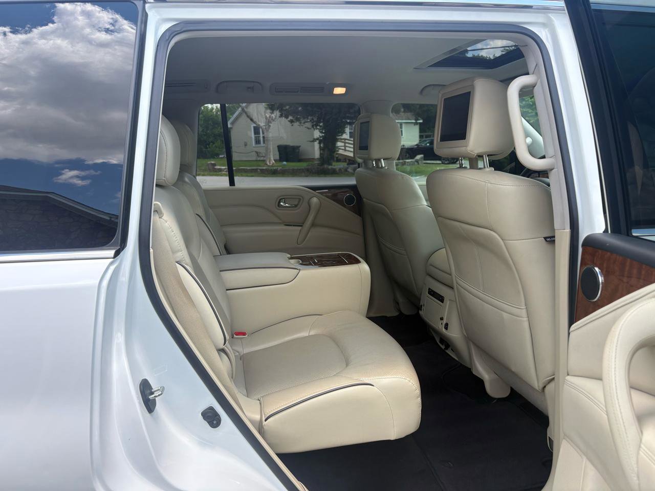 Used 2019 INFINITI QX80 Luxe w/ 22" Wheel Package RWD image 29