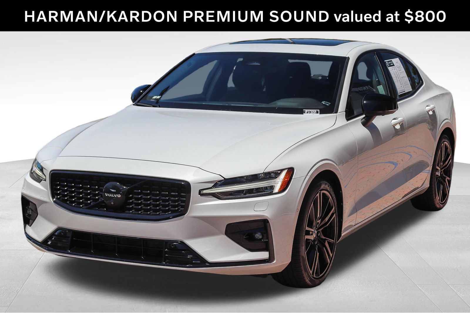 Used 2024 Volvo S60 B5 Plus w/ Climate Package AWD/4WD image 3