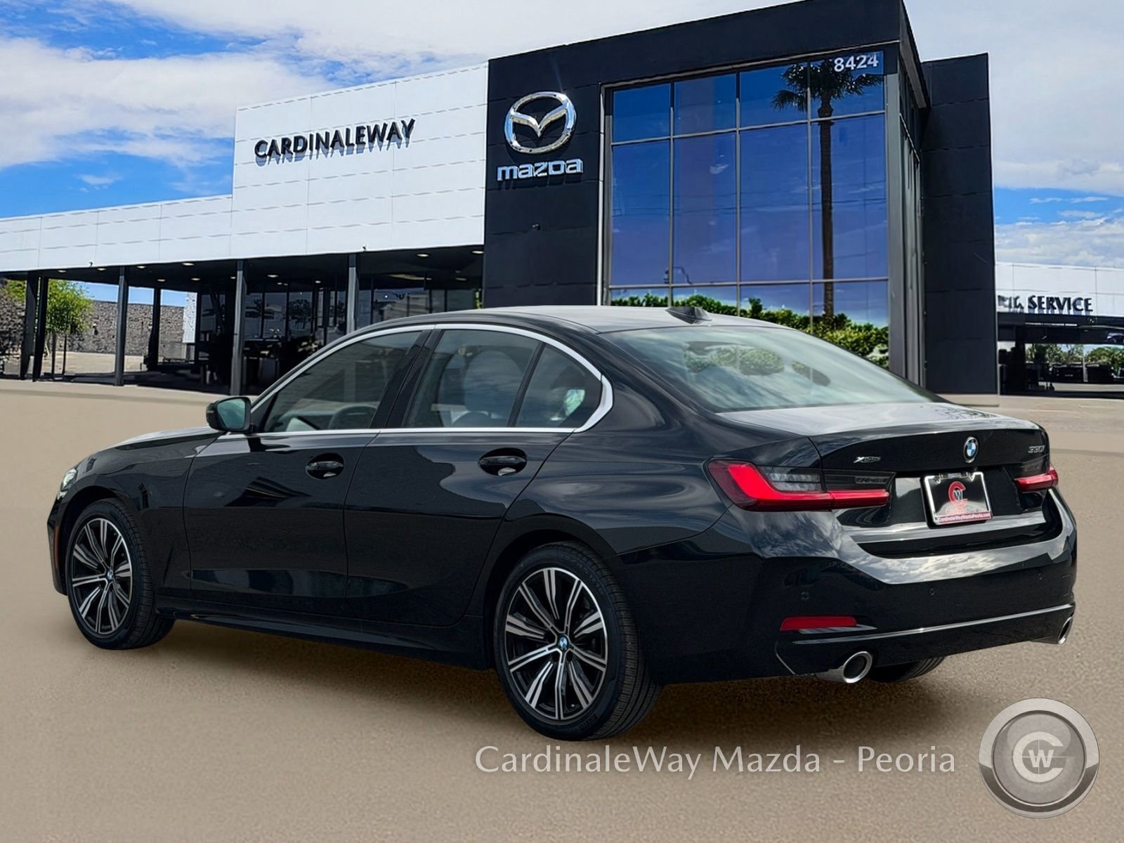 Used 2025 BMW 330i xDrive Sedan AWD/4WD image 4