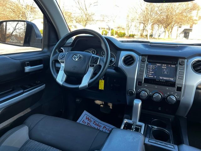 Used 2017 Toyota Tundra SR5 w/ SR5 Upgrade Package image 28