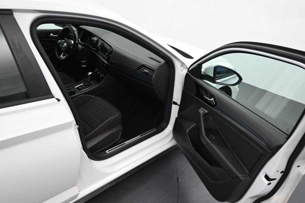 Used 2019 Volkswagen Jetta GLI FWD image 18