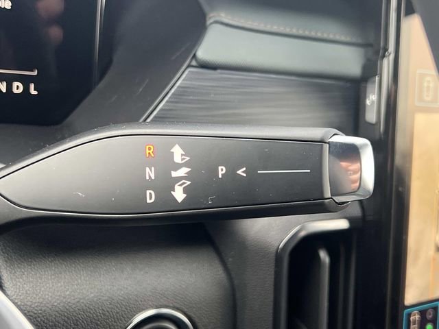 New 2026 GMC Acadia AT4 w/ Luxury Package image 30