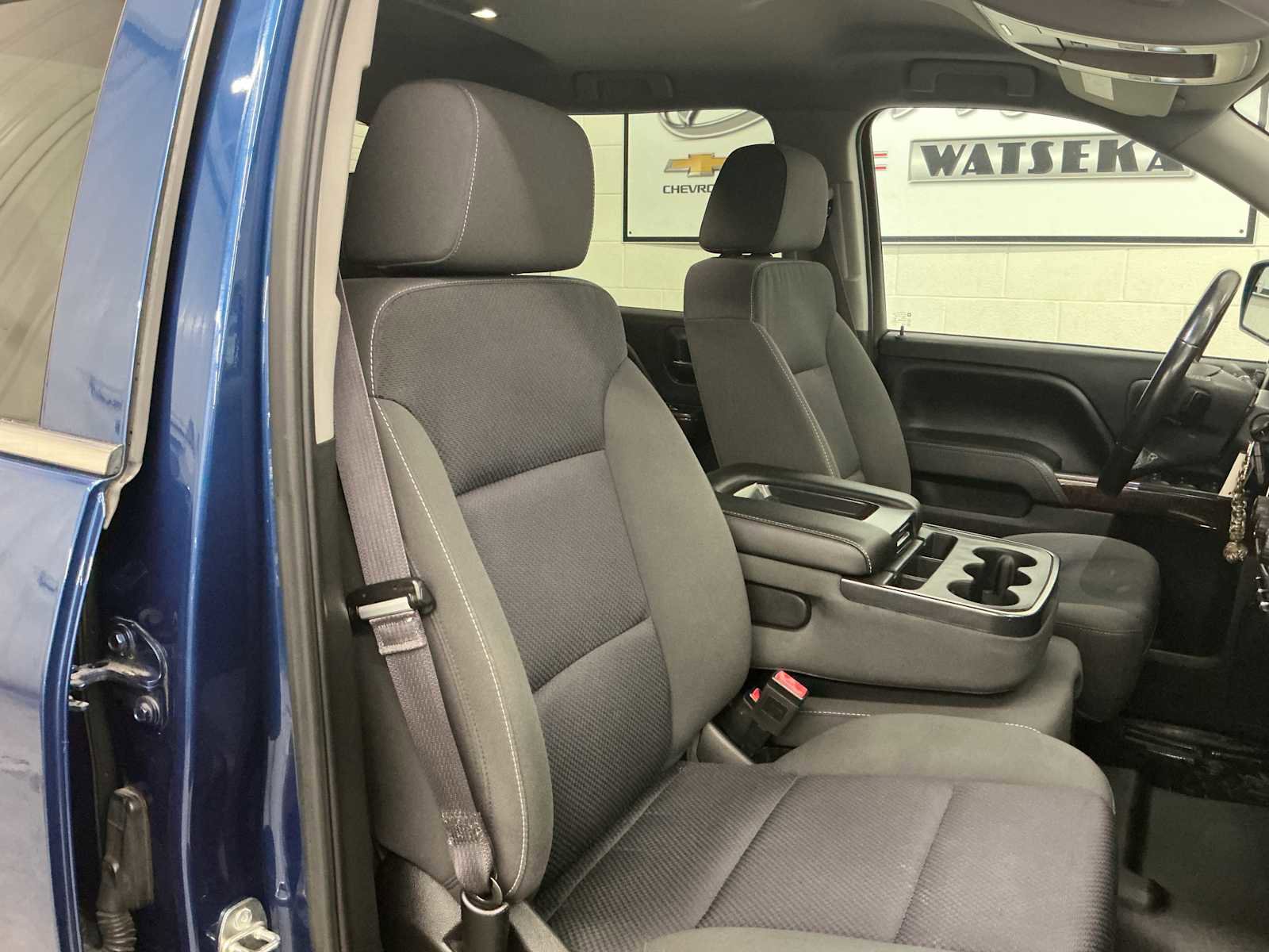 Used 2016 GMC Sierra 1500 SLE image 25