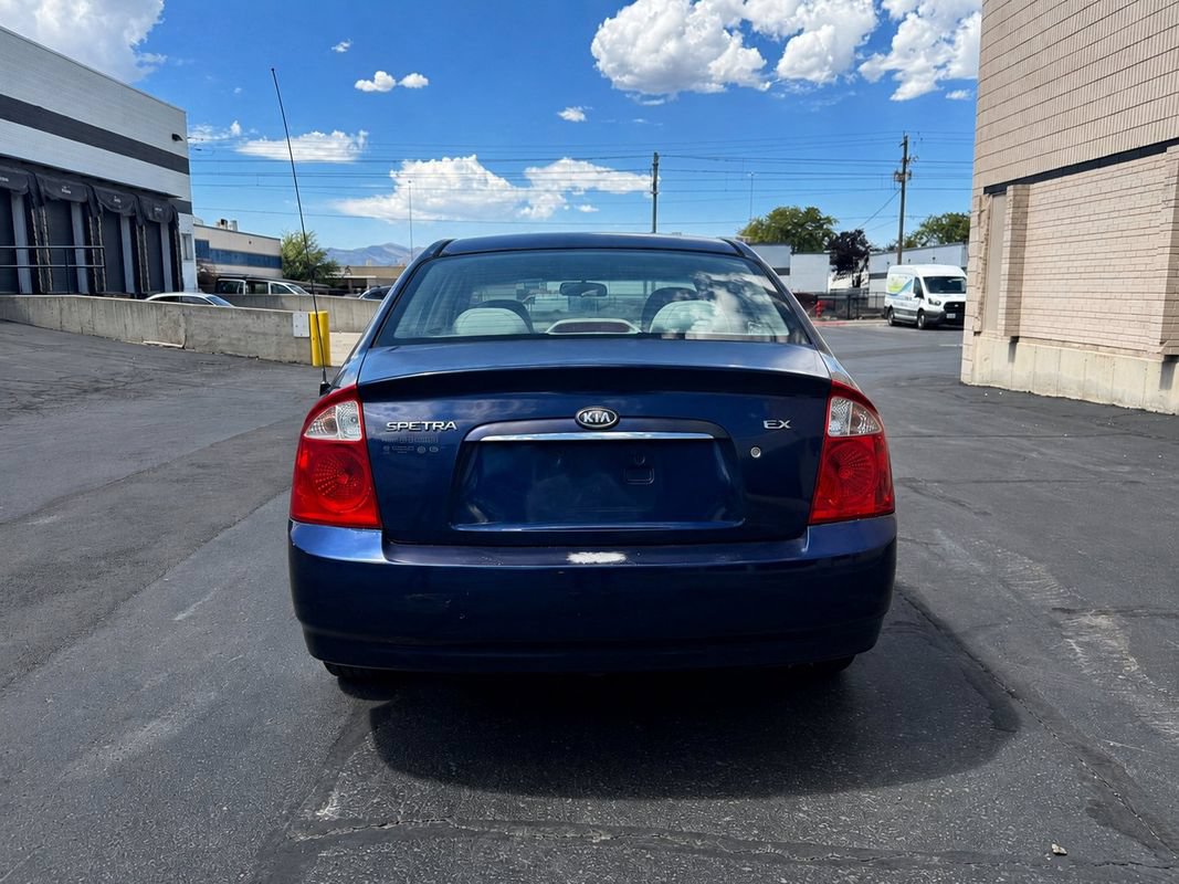Used 2006 Kia Spectra EX FWD image 4