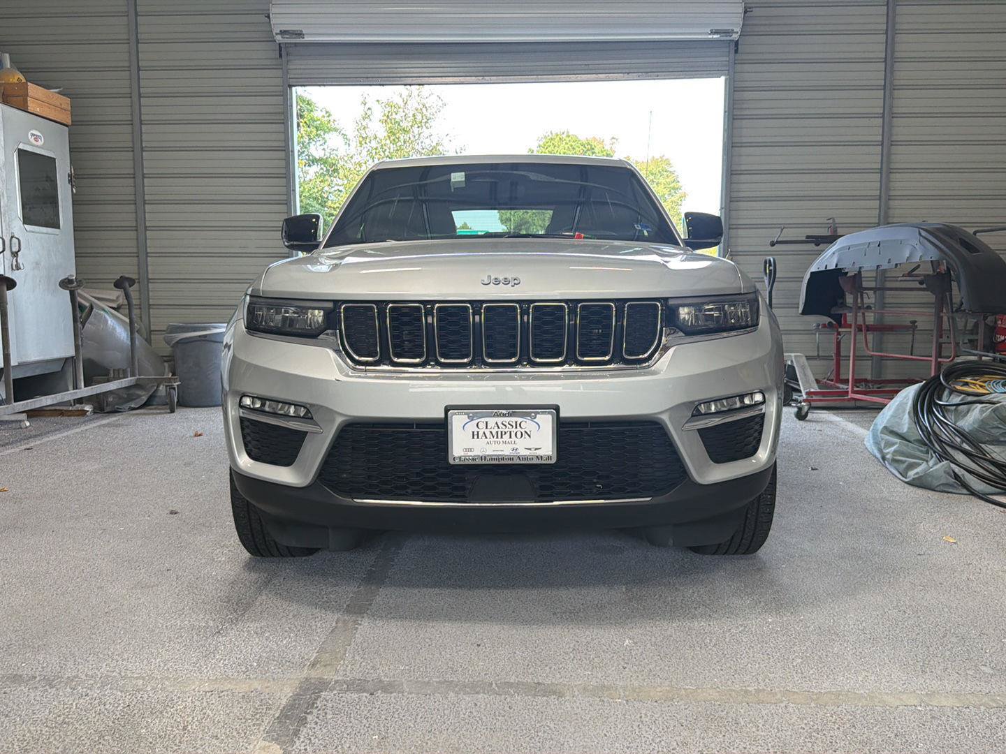 Used 2024 Jeep Grand Cherokee Limited 4xe AWD/4WD image 1
